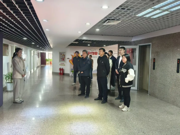 山东省建设科技与教育协会赴威海市红色物业基地开展主题党日活动