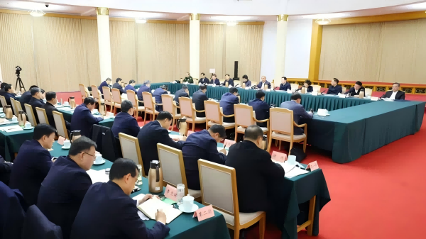 山东省委常委会召开扩大会议 传达学习习近平总书记重要讲话和中央经济工作会议精神 研究贯彻落实意见